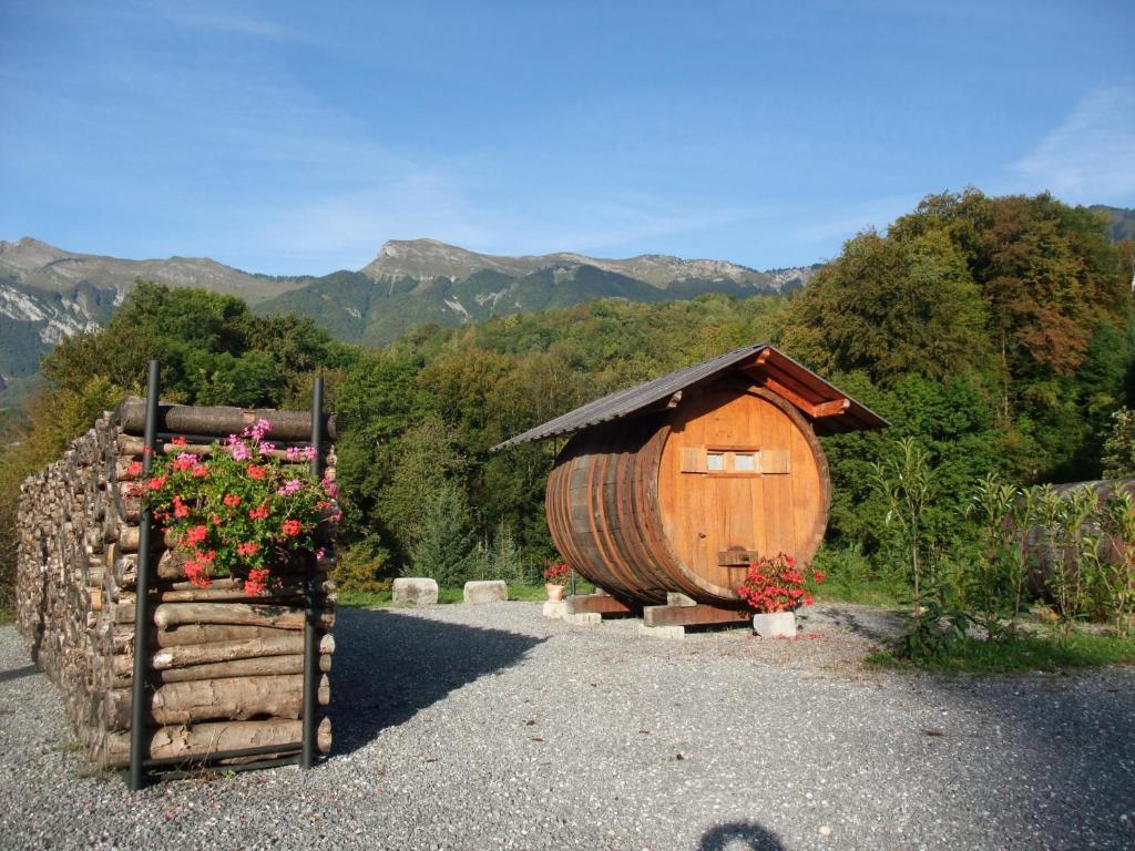 Domaine Du Grand Cellier - Insolite En Savoie Tournon-sur-Rhône Exterior foto